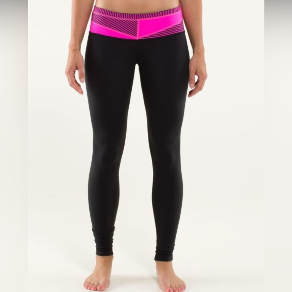 Lululemon *Reversible Wunder Under Pants in Quilt 06 Fall 2013 Women’s Size 6